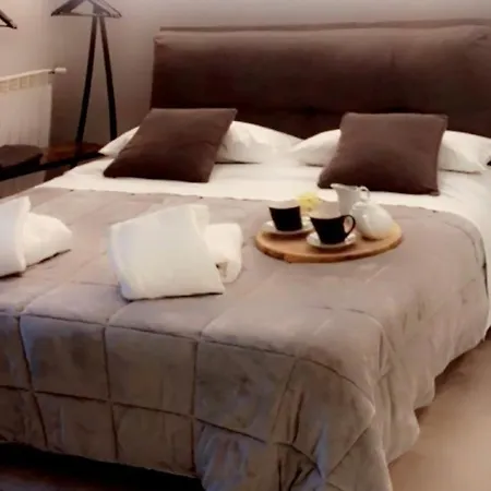 Molino Nuovo Apartment *